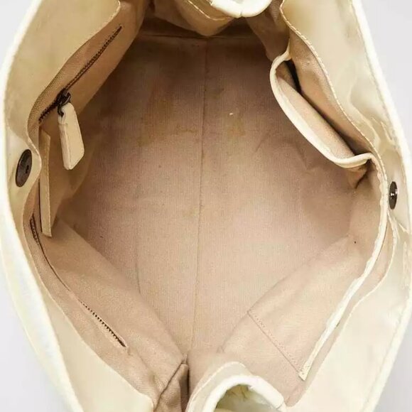 Burberry White Check Embossed Patent Leather Canterbury Tote Bag - Picture 5 of 12